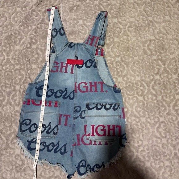 NWT Rare The Laundry Room Coors Light Denim shortalls M Denim Shorts Overalls - Picture 7 of 9